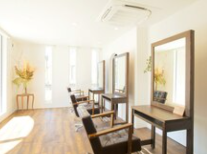 3席のカットスペース